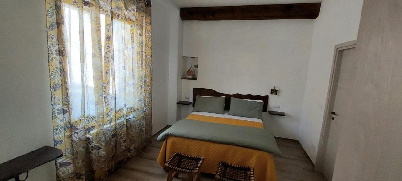 B & B Giu & Dany Bruscoli Buitenkant foto